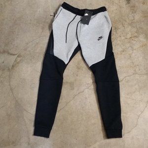 nike tech fleece pants sizing